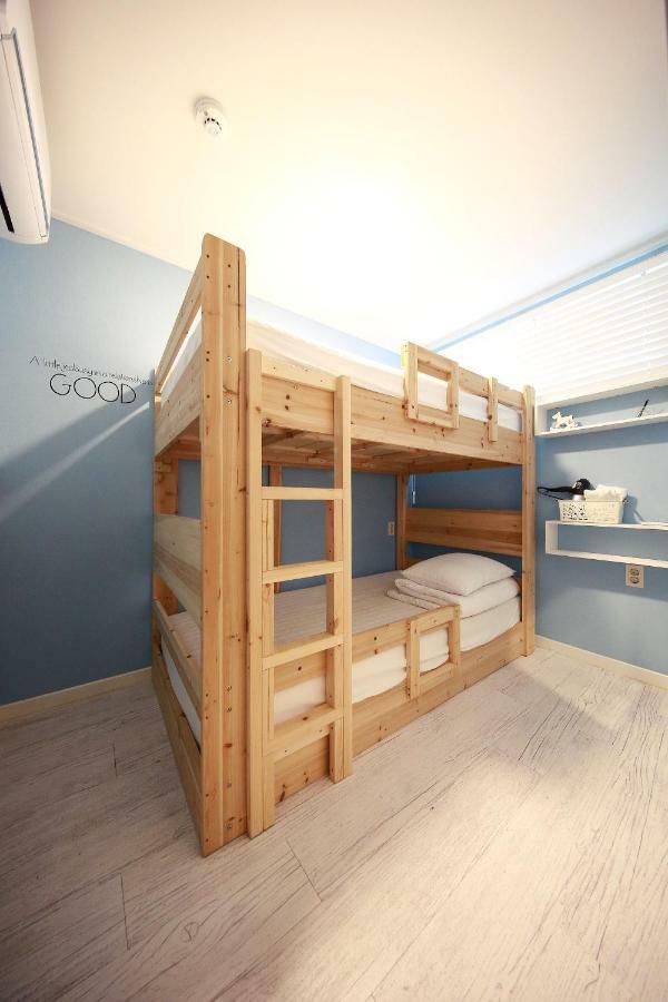 Jjuk Guesthouse Чеджу Екстериор снимка